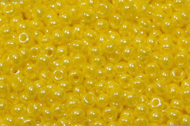 Бисер "PRECIOSA" Opaque - Sfinx № 331 19 001 10/0 (46-50гр) цвет:88110