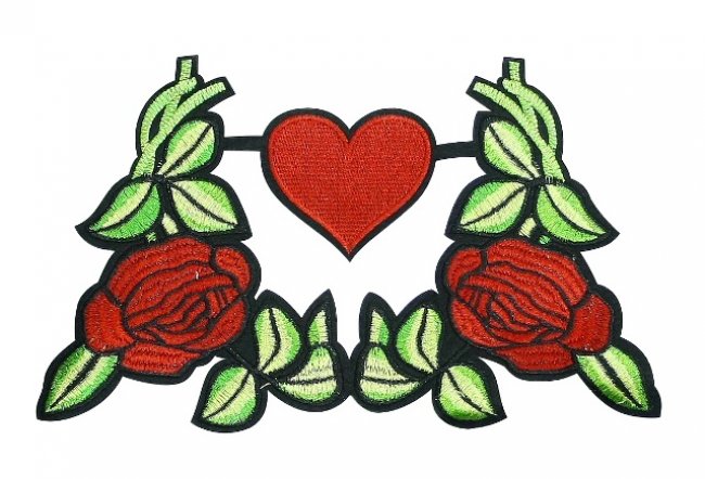 Термоаппликация вышитая № Р228 "Розы с сердечком" 26*17см (1шт) цвет:1-красный/зеленый
