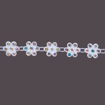 Тесьма пластик S099-A "цветочки" со стразами радуга 10мм (10ярд) цвет:белый